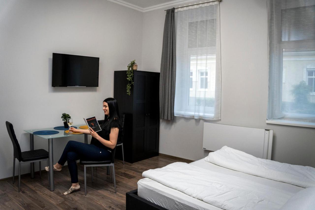 Kolibri Apartman - Makó Eksteriør bilde