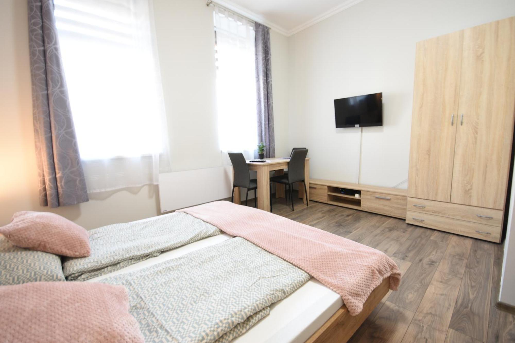 Kolibri Apartman - Makó Eksteriør bilde